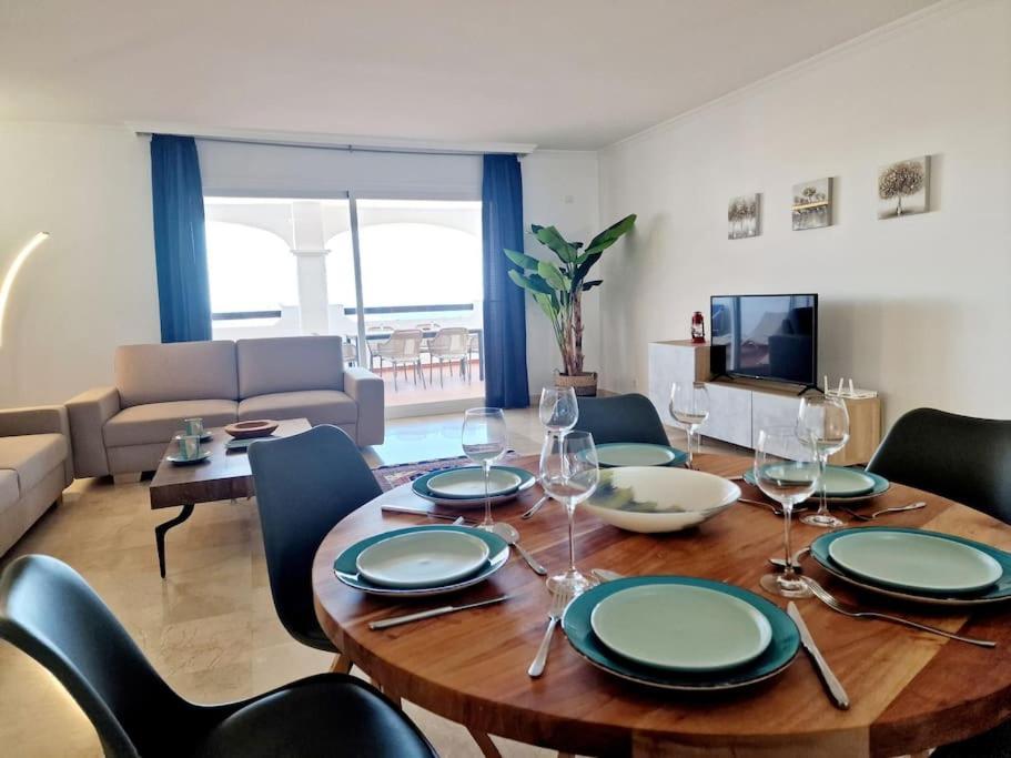 Las Palmeras Seaviews 米哈斯 外观 照片