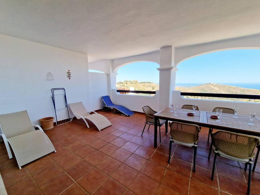 Las Palmeras Seaviews 米哈斯 外观 照片