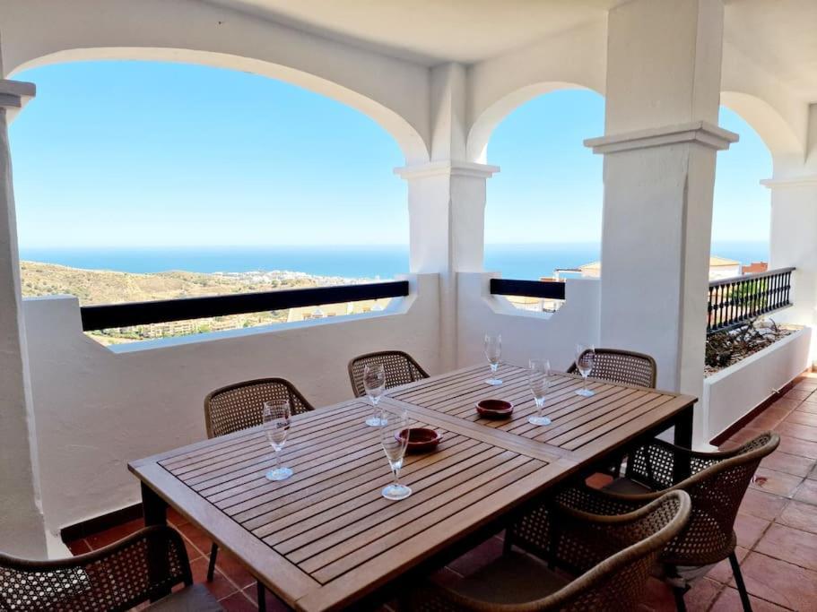Las Palmeras Seaviews 米哈斯 外观 照片