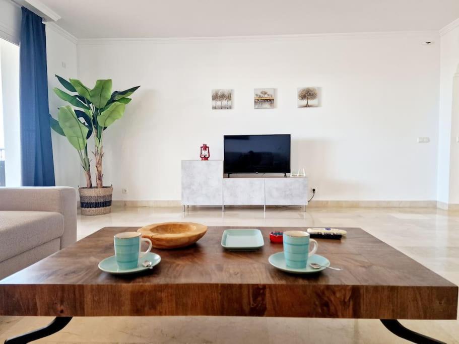 Las Palmeras Seaviews 米哈斯 外观 照片