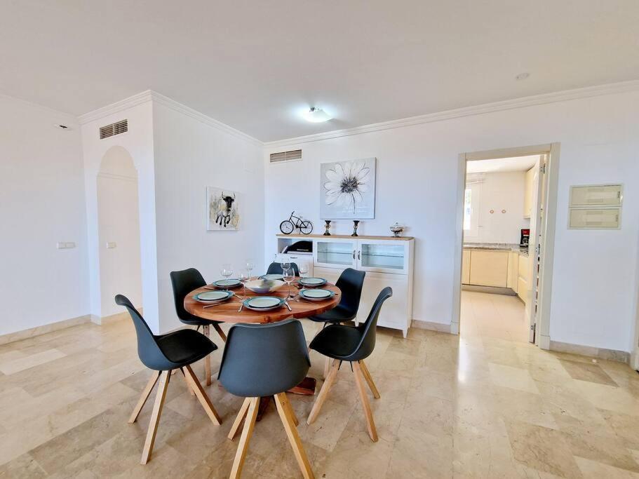 Las Palmeras Seaviews 米哈斯 外观 照片