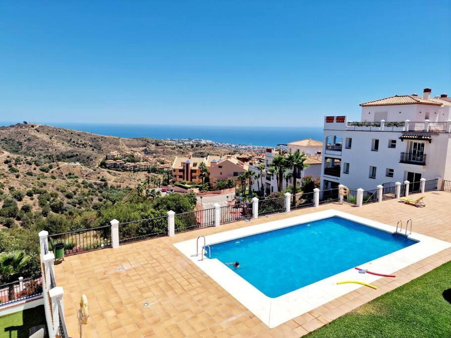 Las Palmeras Seaviews 米哈斯 外观 照片