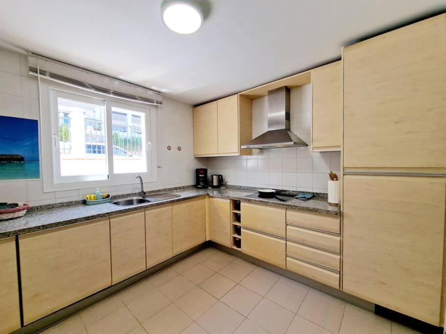 Las Palmeras Seaviews 米哈斯 外观 照片